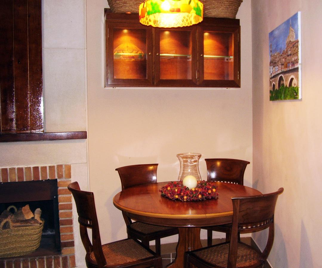 מלון Albalate del Arzobispo Casa Escosa מראה חיצוני תמונה