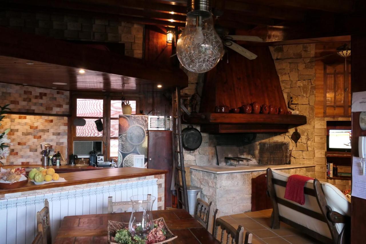 מלון Albalate del Arzobispo Casa Escosa מראה חיצוני תמונה